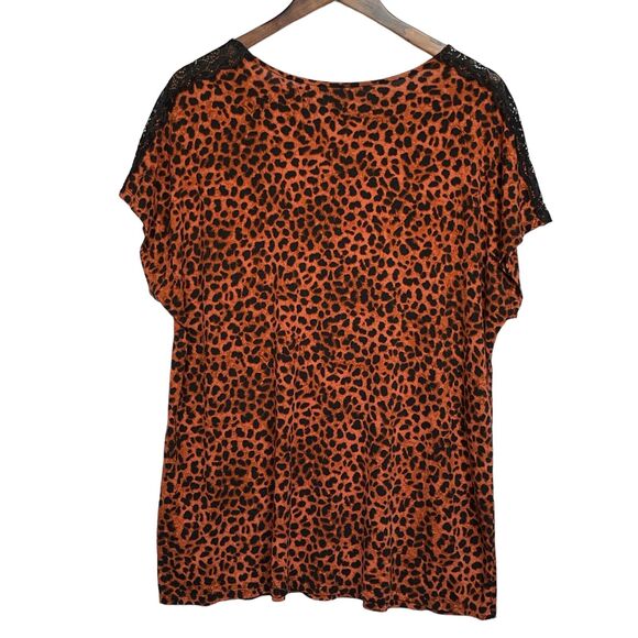 Torrid Super Soft Knit Blouse Women Size 1X Orange Animal Print Shoulder Lace - Picture 4 of 11